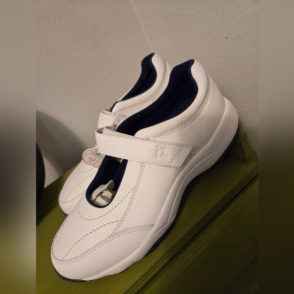 Propet Mary Jane Walking Shoe